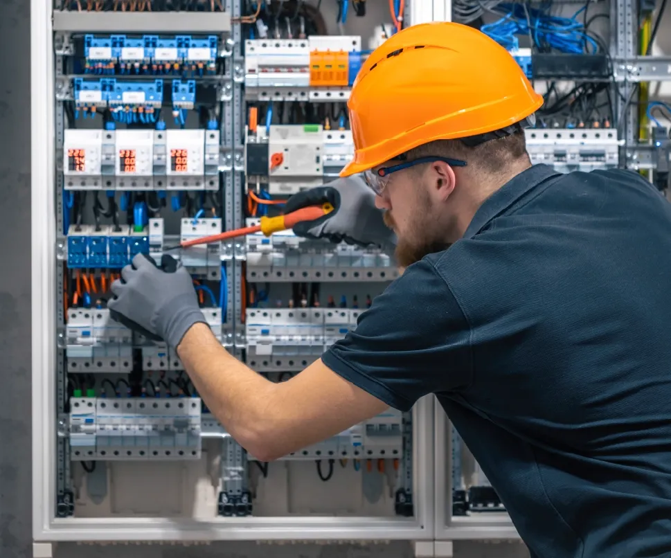 Commercial Electrician in Singapore